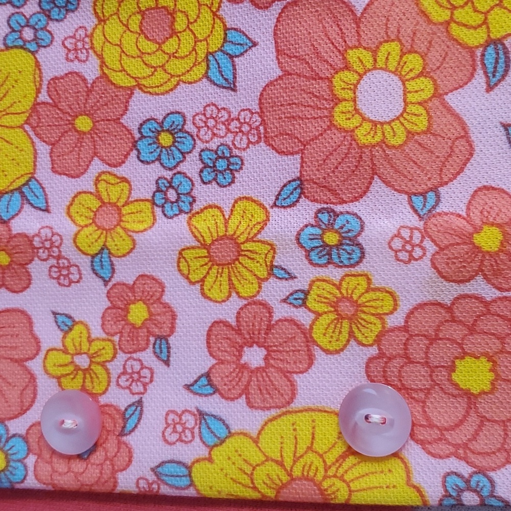 3/$25 "1970's Vintage" floral button up sz sm - Picture 5 of 13